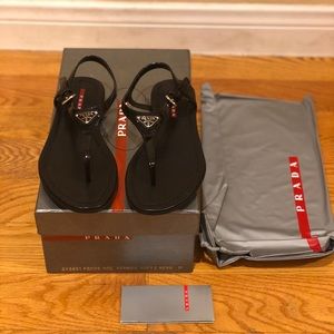 Prada vernice soft sandals